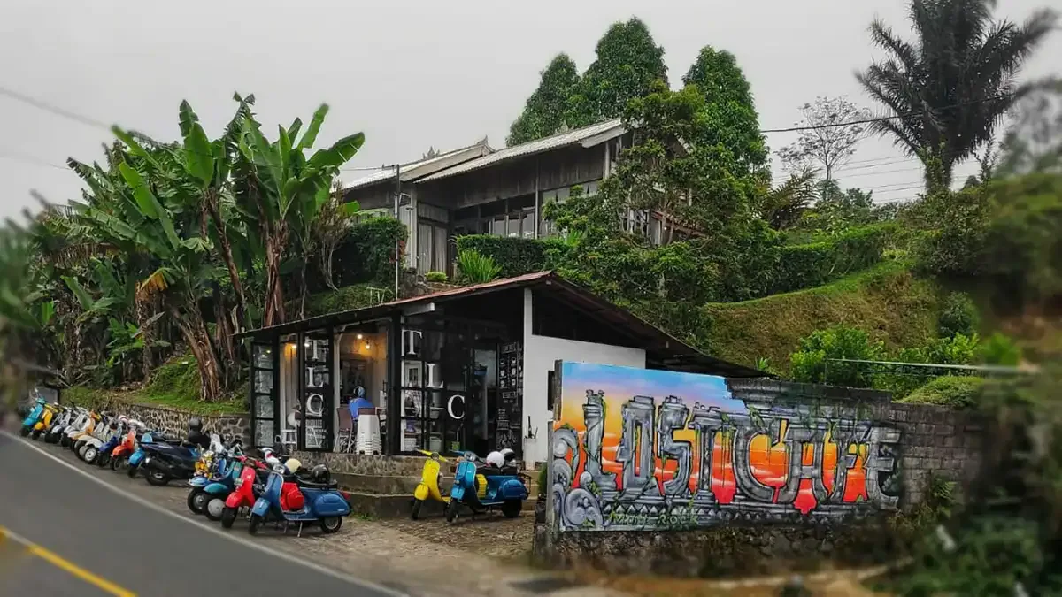 Roadside exterior of Lost Cafe in Baturiti, Bali